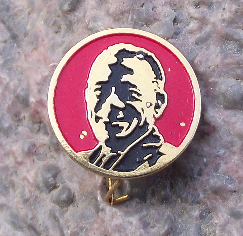 Vintage Cuba CTC Central Workers Trade Union Leader Lazaro Pena Pin Badge