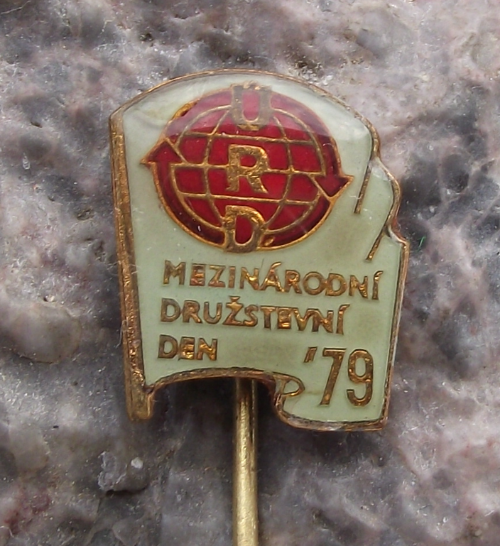 1979 Czechoslovakia URD International Trade Union Day May 1st Pin Badge