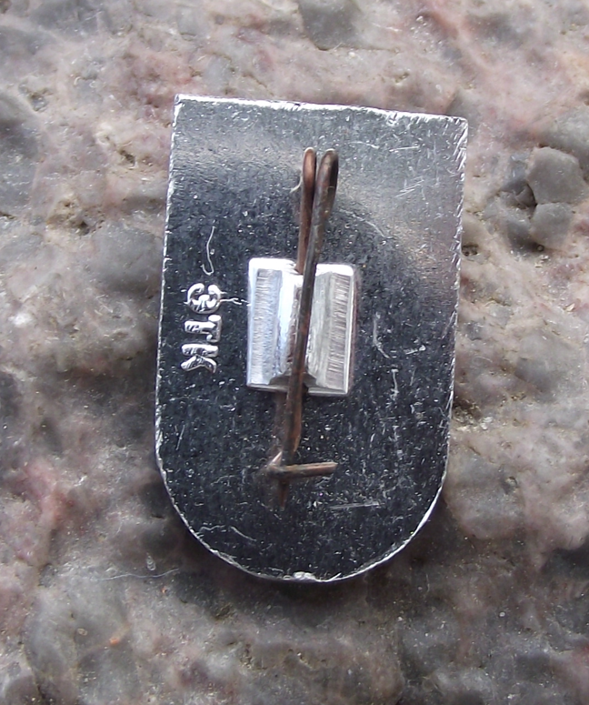 1967 Paris Airshow Soviet Union Navy URSS Kamov KA-25K Helicopter Pin Badge