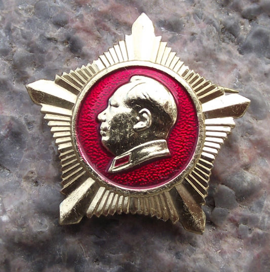 Vintage Chairman Mao Zedong China 10,000 Years Five Pointed Star Medal Pin Badge