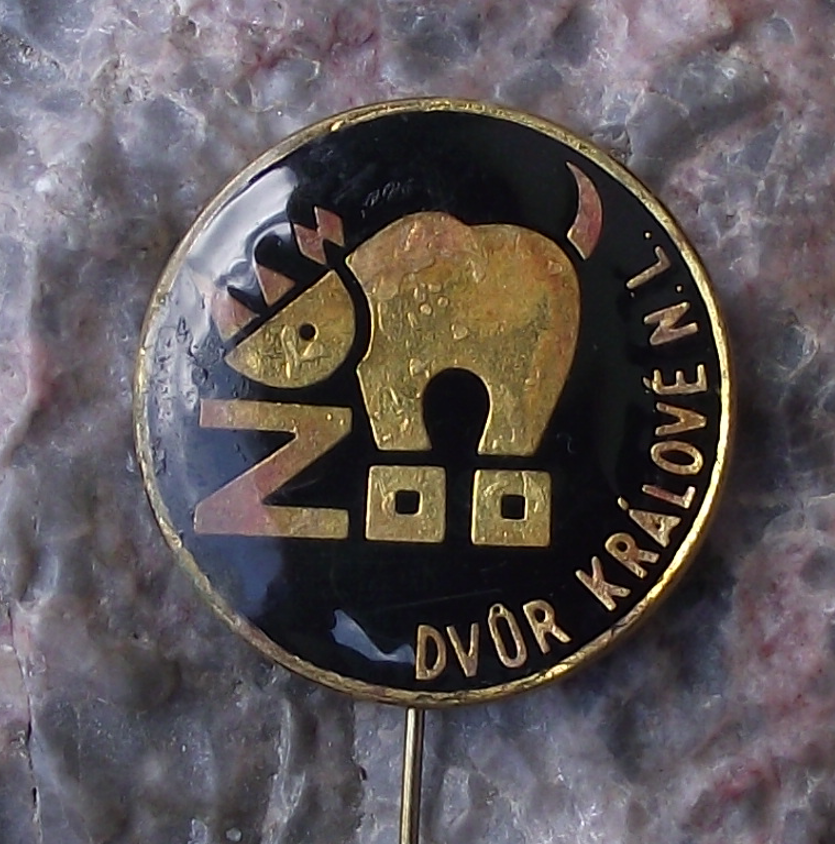 Vintage Rhinoceros White Black Rhino Safari Park Dvur Kralove Zoo Pin Badge