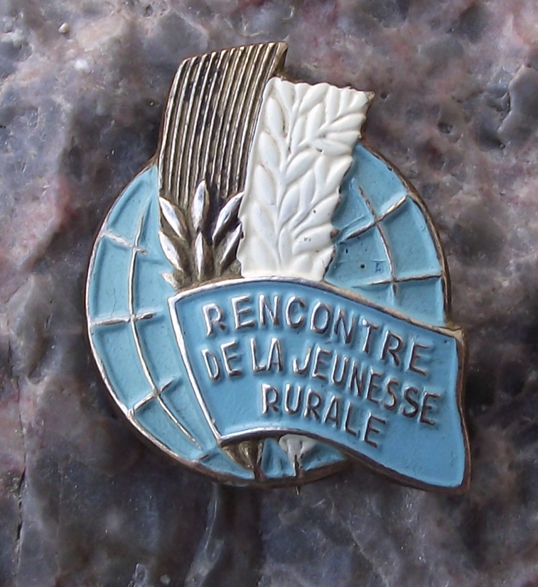 1950's French Agriculture Meeting Rencontre de la Jeunesse Rurale Wheat Pin Badge