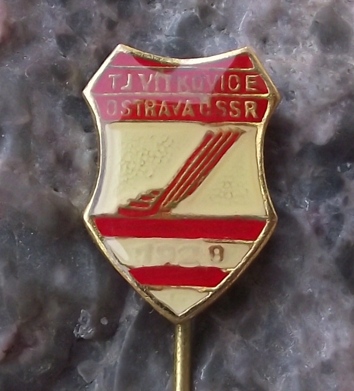Vintage TJ Vitkovice Ostrava CSSR Ice Hockey Team Pin Badge