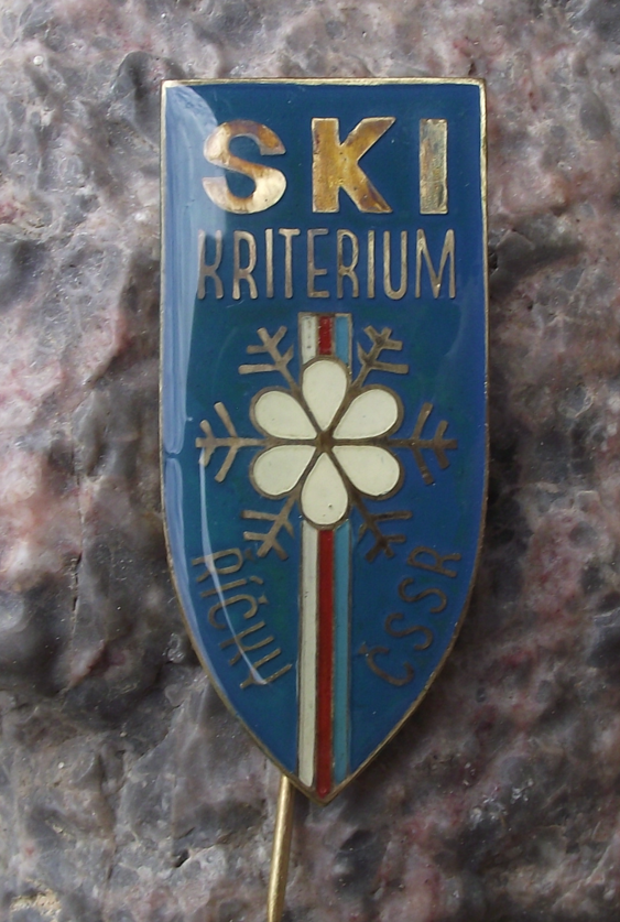Vintage Ricky Ski Kriterium Annual Skiing Competition Orlicke Mountains Pin Badge