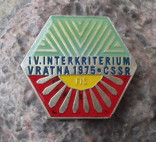 1975 FIS Vratna Ski Interkriterium Annual Slovak Skiing Competition Mountains Pin Badge