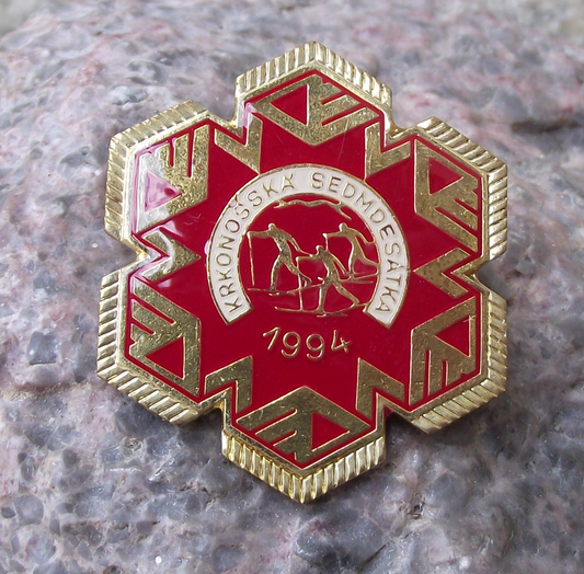 1994 Krkonošská sedmdesátka 70km Mountain Cross-country Skiing Krkonoše Pin Badge