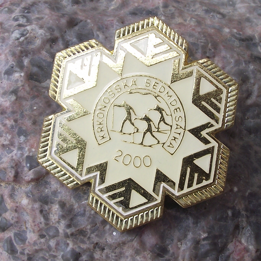 2000 Krkonošská sedmdesátka 70km Mountain Cross-country Skiing Krkonoše Pin Badge