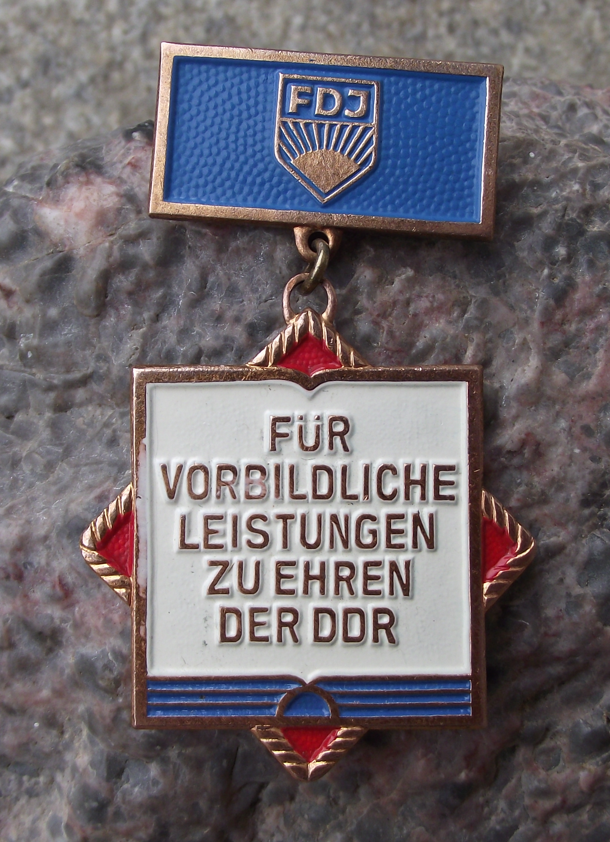 Vintage FDJ Excellent Performance For DDR East Germany Medal Award Pin Badge