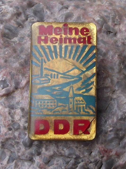 Vintage East German DDR GDR My Homeland Meine Heimat Slogan Pin Badge