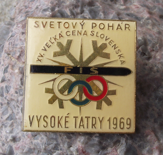 1969 FIS XV 15th Vysoke Tatry Slovakia Skiing Grand Prix World Cup Pin Badge