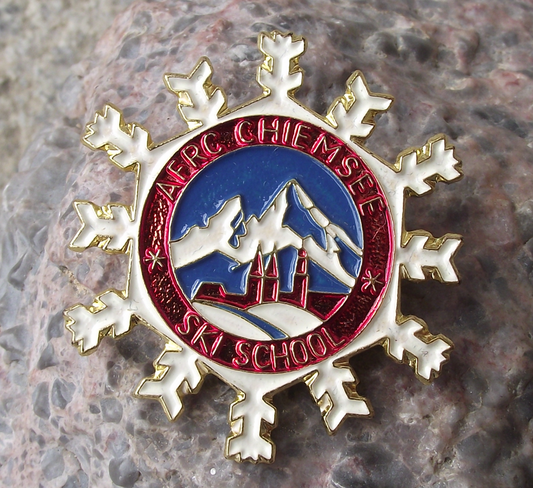 Vintage Armed Forces Recreation Center AFRC Chiemsee Ski School Pin Badge