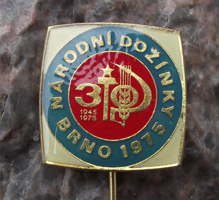1975 Harvest Festival Czechoslovakia Communist Farming Celebration Pin Badge