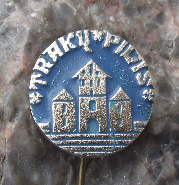 Vintage Lithuania Trakai Island Castle Souvenir Pin Badge