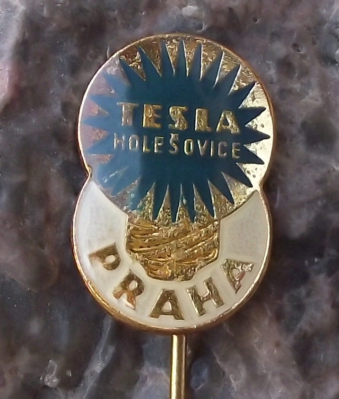Vintage Tesla Light Bulb Pin Badge