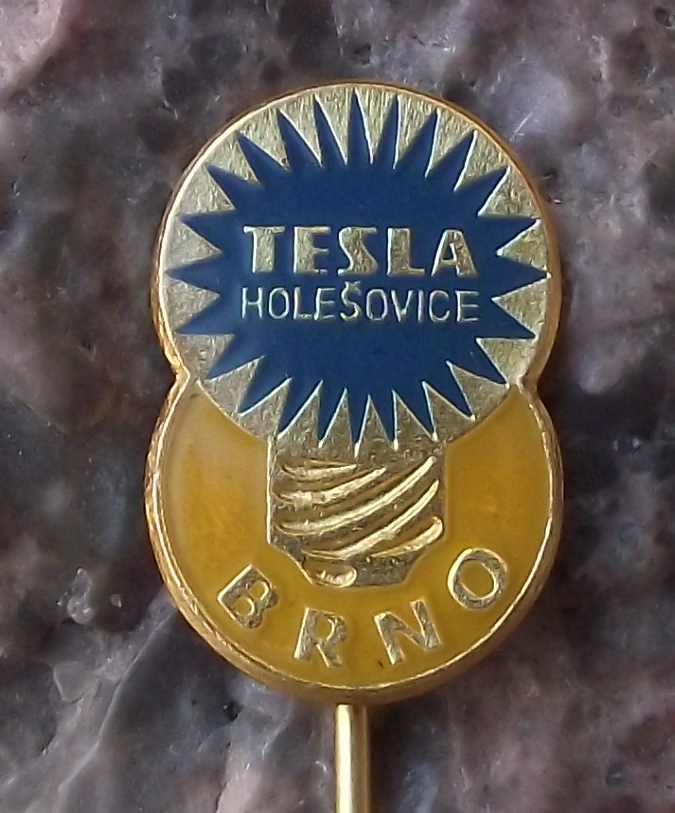 Vintage Tesla Light Bulb Pin Badge