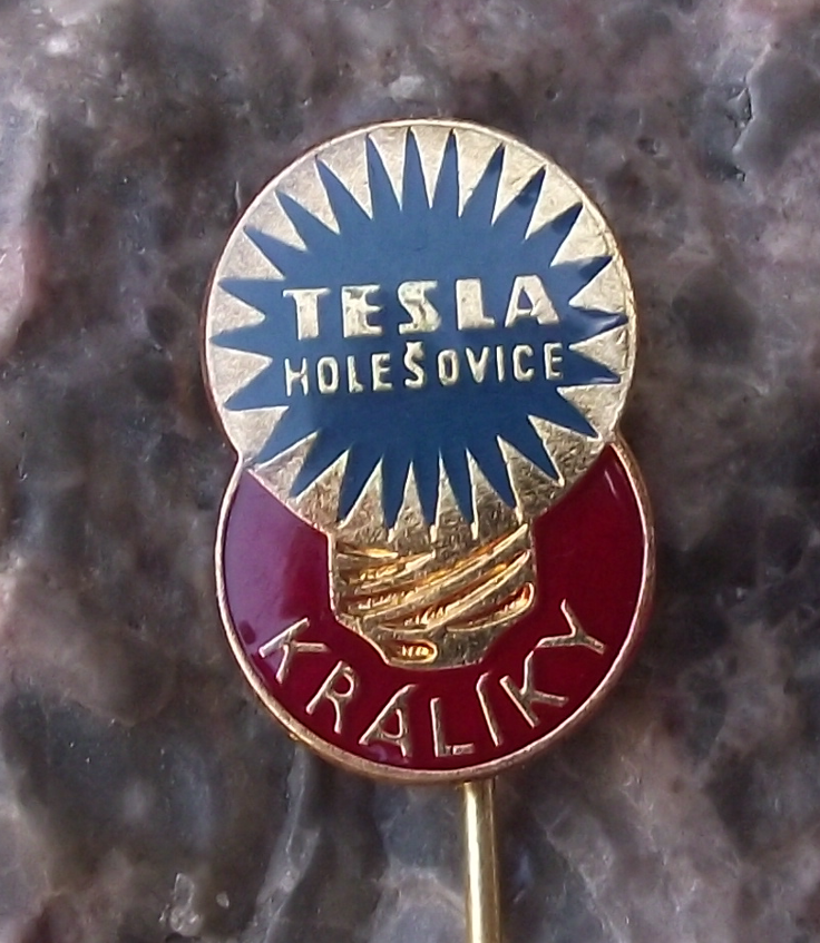 Vintage Tesla Light Bulb Pin Badge