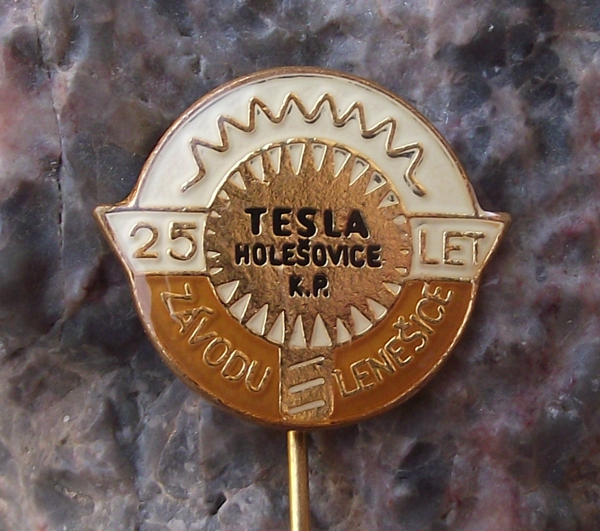 Vintage Tesla Holesovice Light Bulb Factory 25th Anniversary Pin Badge