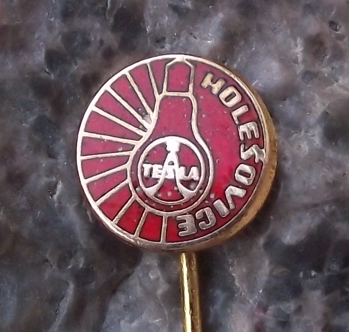 Vintage Tesla Holesovice Light Bulb Flash Logo Motif Manufacturing Plant Pin Badge