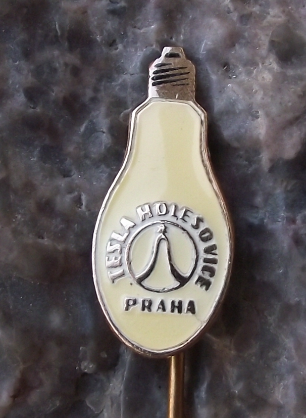 Vintage Tesla Prague Sine Wave Logo Holesovice Shaped Light Bulb Motif Pin Badge
