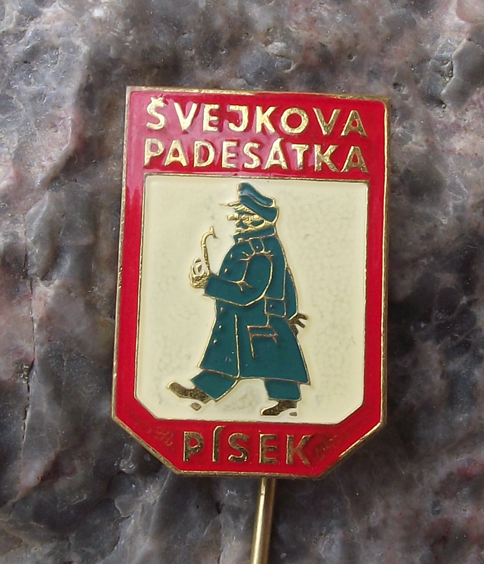 Vintage Good Soldier Svejk Czech Writer Jaroslav Hasek Pisek 50km Hike Pin Badge