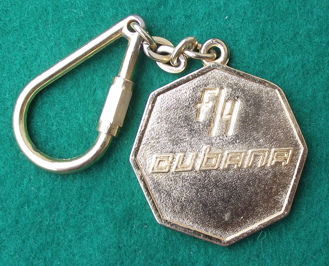 1979 Fly Cubana Slogan Cuban Airlines 50th Anniversary Aircraft Aviation Keyring