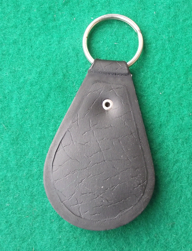Vintage Staropramen Export Strength Beer Prague Brewery Smichov Key Ring