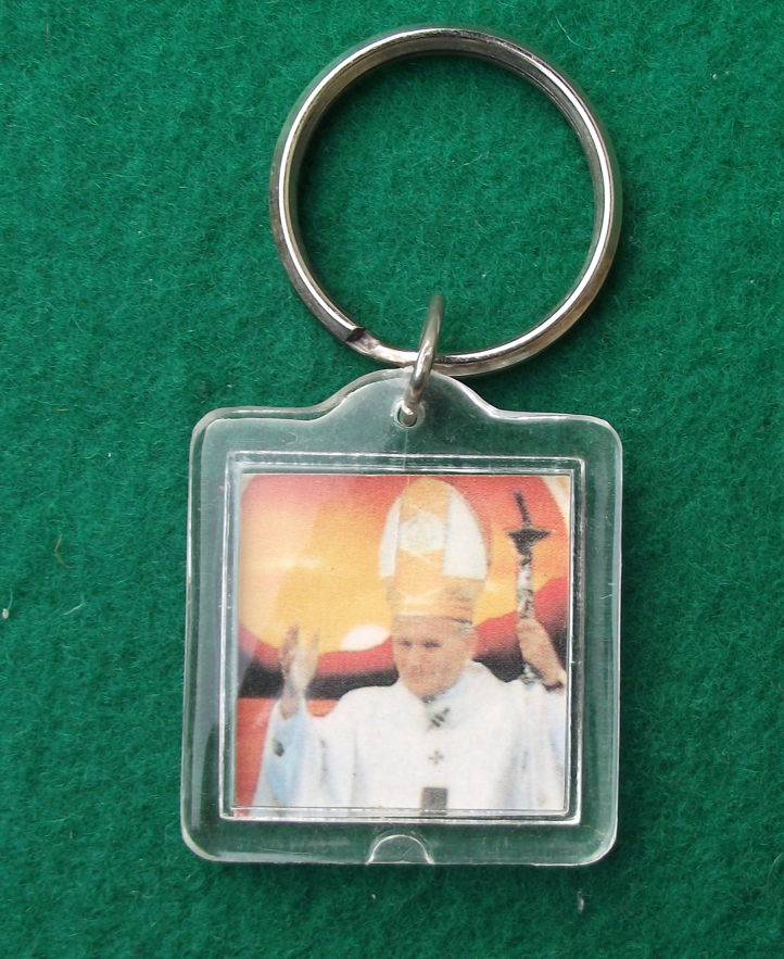 Vintage Pope John Paul II Catholic Papal Vestments Religious Plastic Key Ring