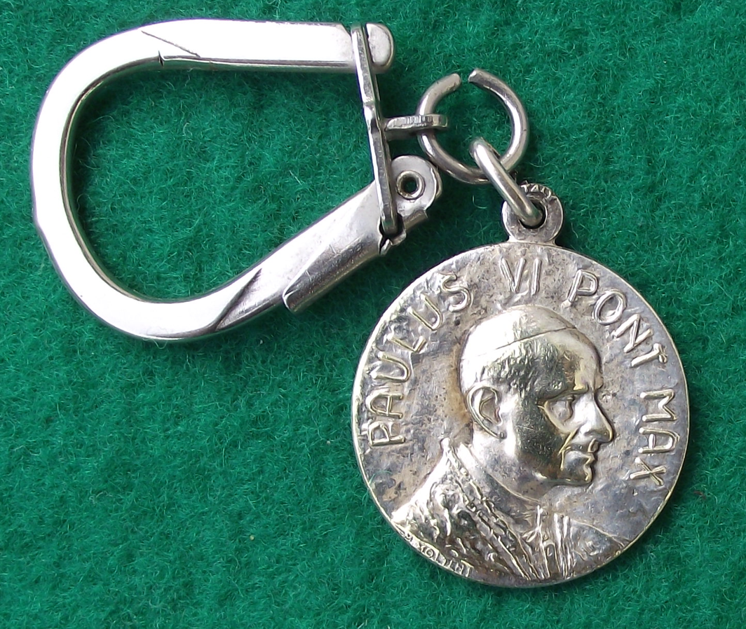 Vintage PAVLVS VI PONT MAX Pope Paul VI Supreme Pontiff Jesus Christ Key Ring