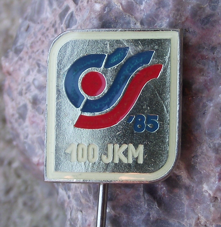 1985 100 km Kilometres Spring Walk National Walking Event Jarní kilometry Pin Badge