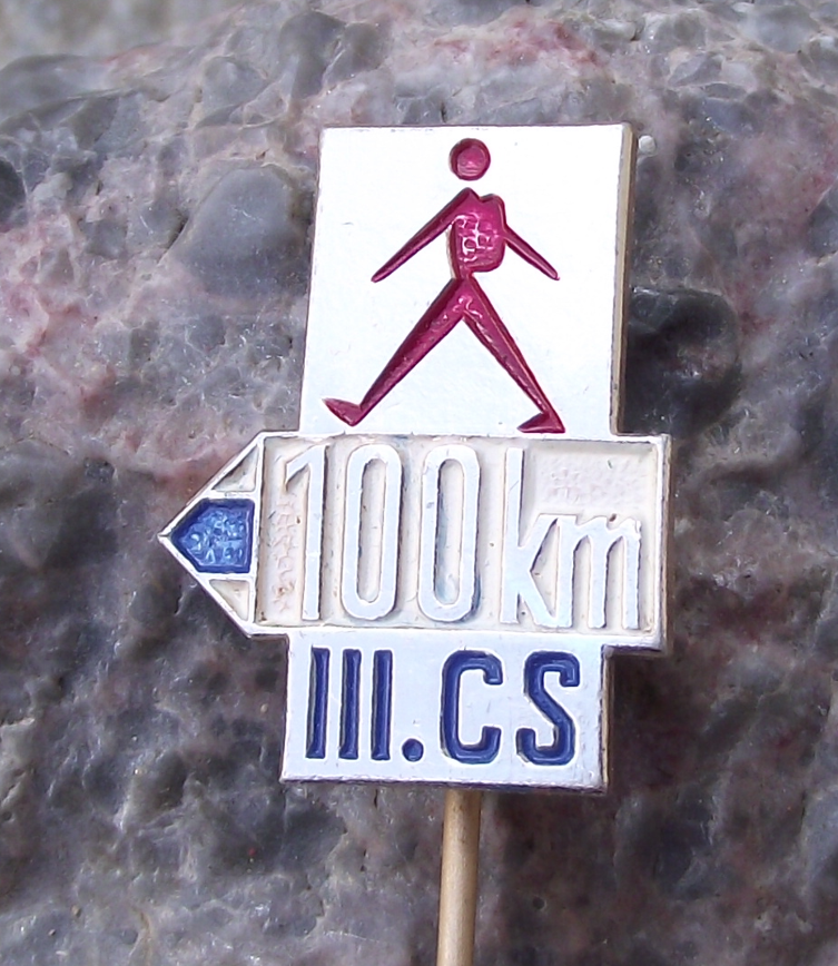1959 100 km Kilometres Spring Walk National Walking Event Jarní kilometry Pin Badge