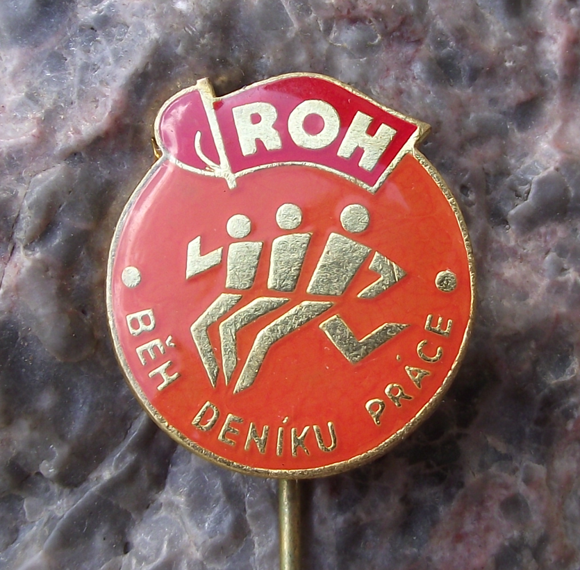 Vintage Trade Union ROH Prace Newspaper Run Czech Sports Event Pin Badge