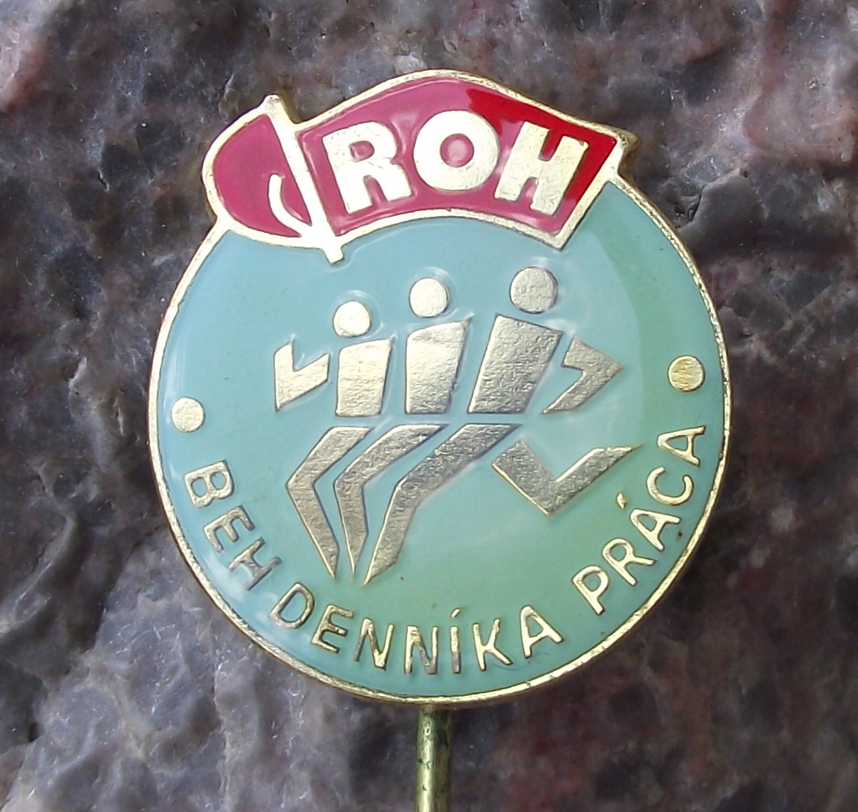 Vintage Trade Union ROH Prace Newspaper Run Czech Sports Event Pin Badge