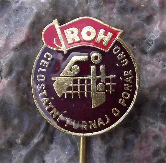 Vintage Central Council of Trade Unions ROH Volleyball Tournament Sports Pin Badge