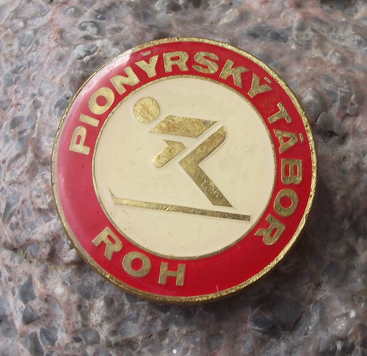 Vintage Czech Pioneer Pionyr Camp Skiing Skier ROH Pin Badge