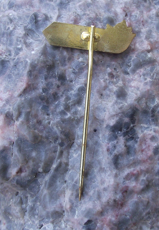 1981 100 km Kilometres Spring Walk National Walking Event Jarní kilometry Pin Badge