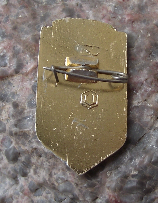 Vintage Soviet Committee of War Veterans CKBB Pin Badge