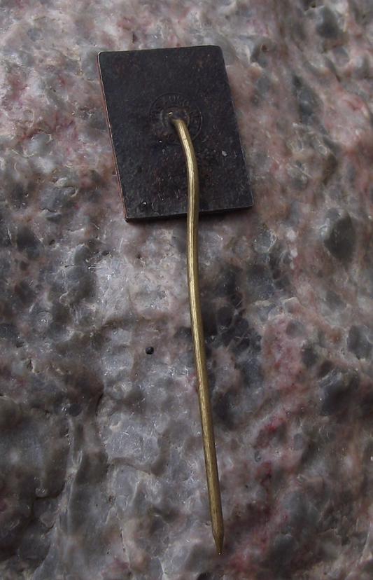 1985 Lorist Hunting Expo Show Yugoslavia Stag Deer Pin Badge