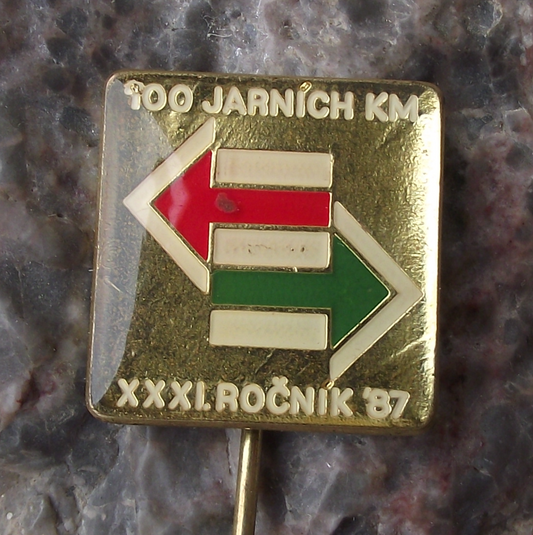 1987 100 km Kilometres Spring Walk National Walking Event Jarní kilometry Pin Badge