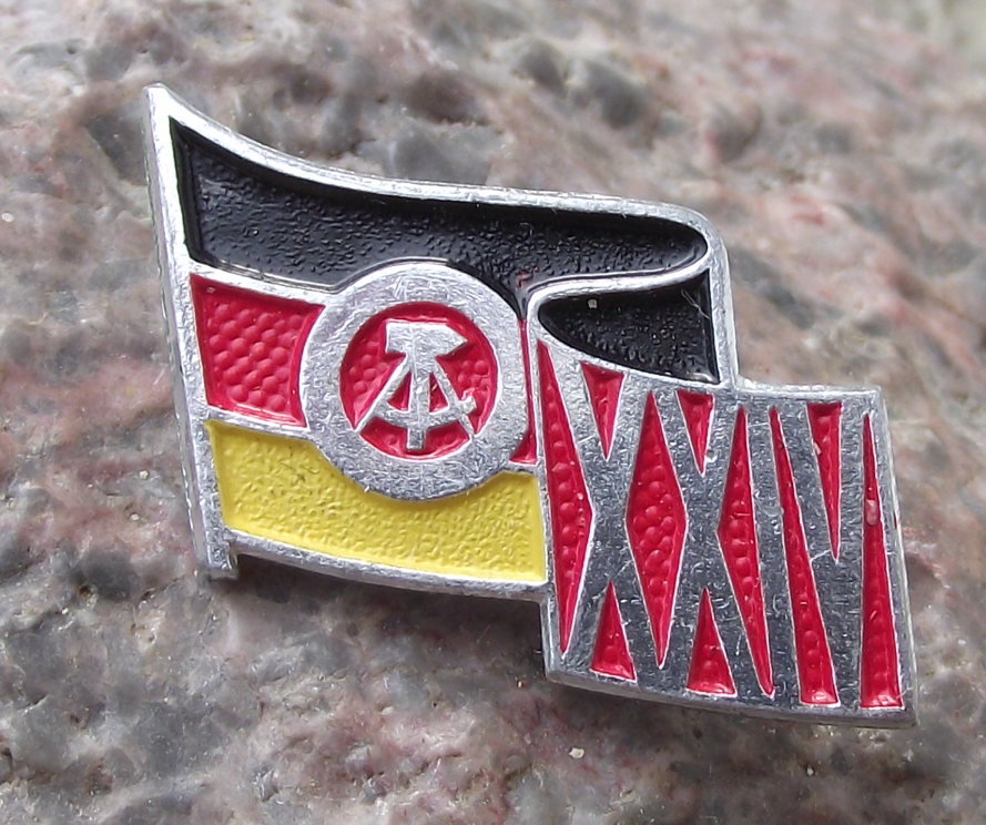 1973 German DDR GDR 24th Anniversary East Germany Flag Pin Badge