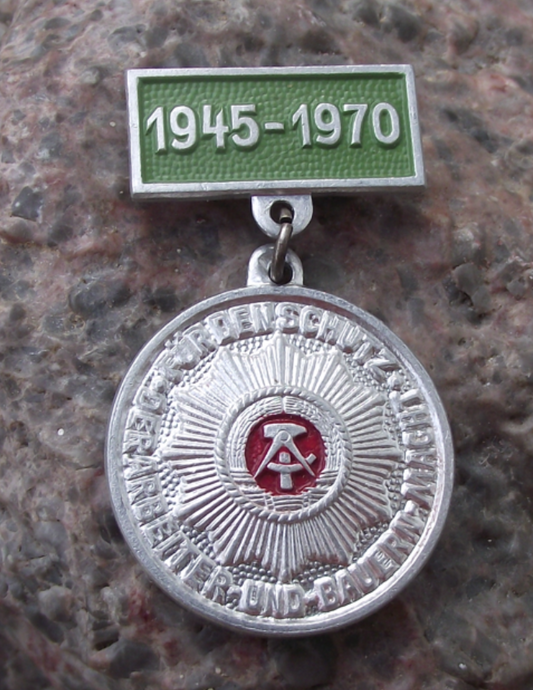1970 East German Police DDR GDR 25th Anniversary Commemorative Medal Pin Badge