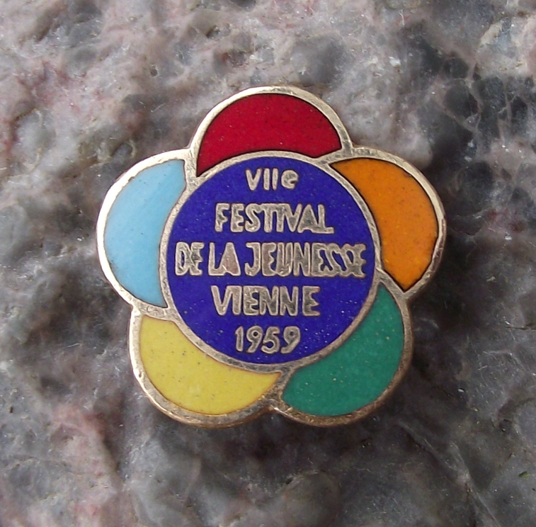 1959 WFDY 7th World Youth Festival Vienna Austria Flower Logo France Pin Badge