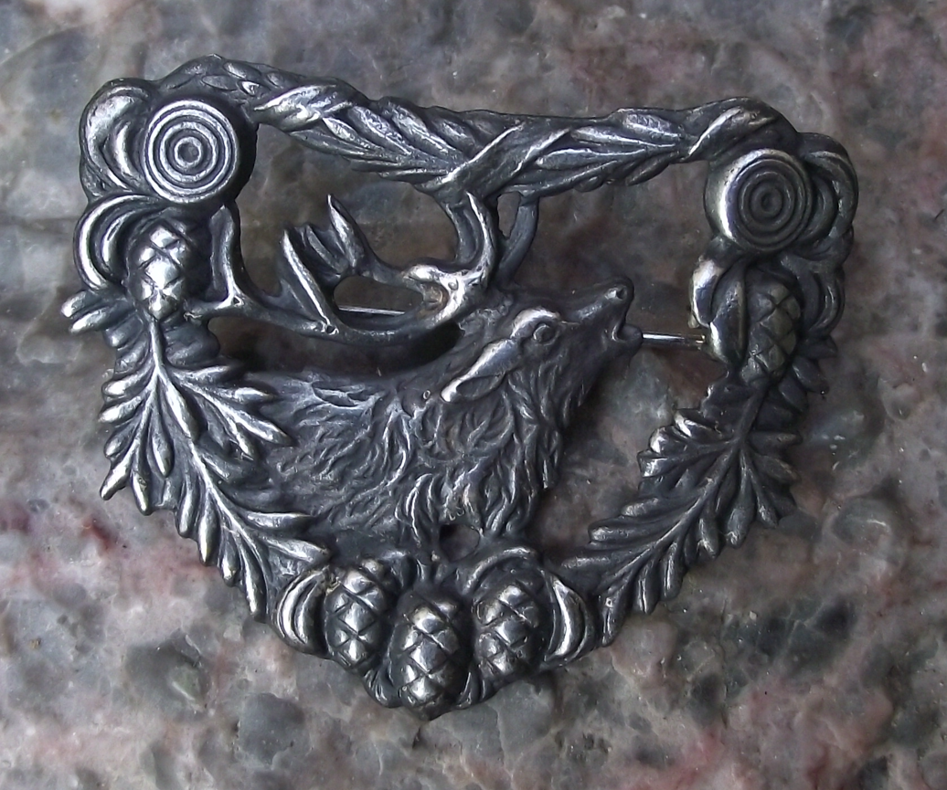 Vintage Czech Stag Deer Wreath Brooch Hunting Myslivecký Odznak Hat Pin Badge