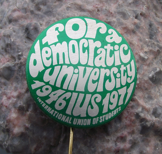 1971 IUS International Students Union 25th Anniversary Pin Badge