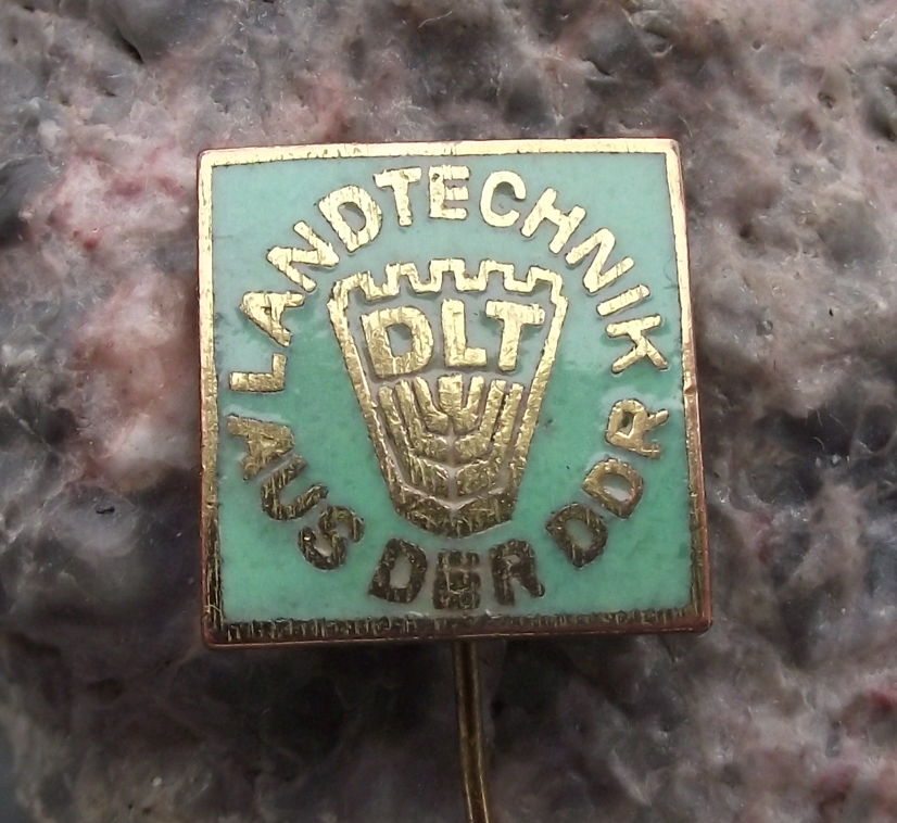 Vintage DLT Landtechnik Aus Der DDR East German Farming Agricultural Pin Badge