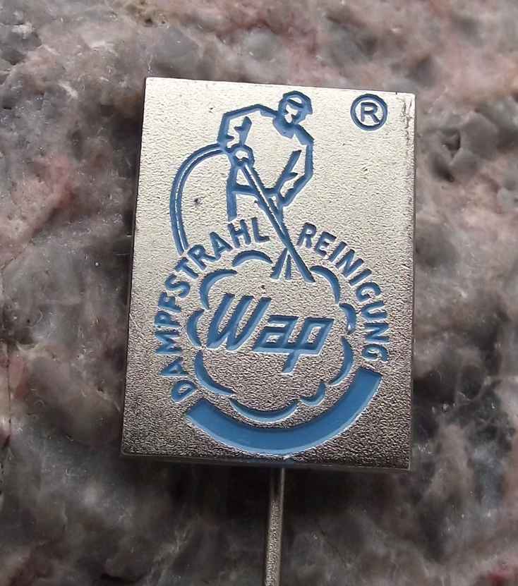 Vintage WAP Dampstrahl Reinigung Pressure Washers East German Pin Badge