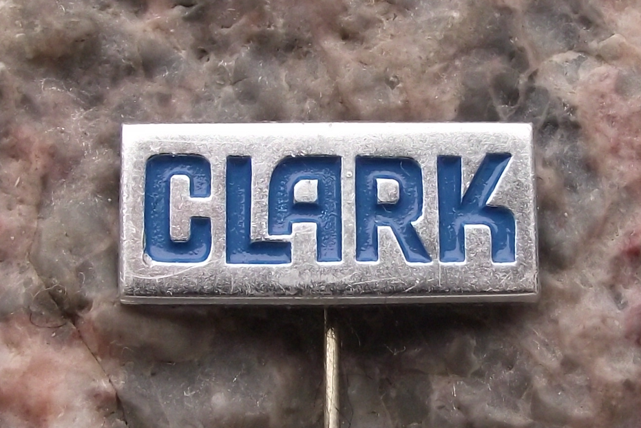 Vintage Clark Material Handling Company Construction Fork Lift Trucks Pin Badge