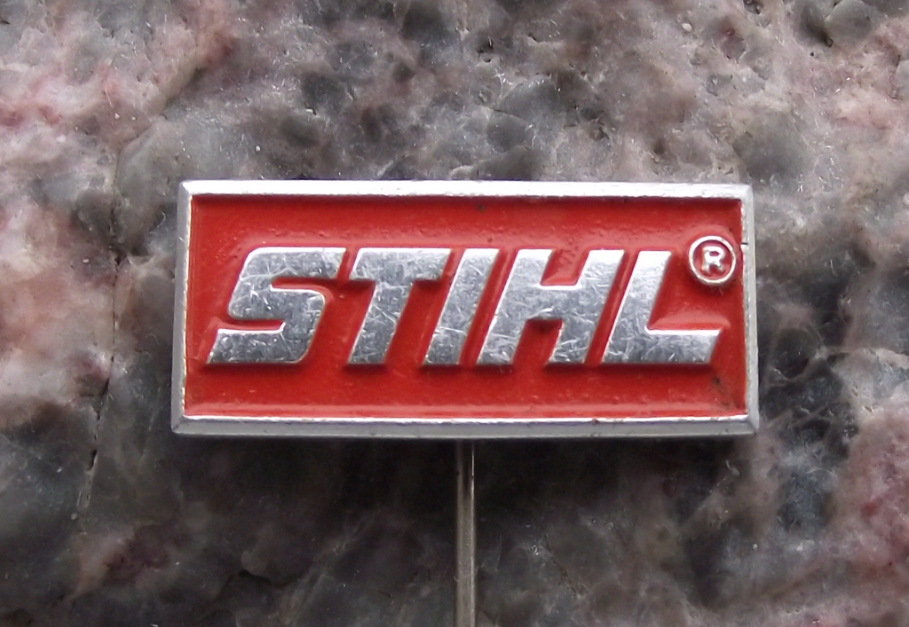 Vintage STIHL German Chainsaw Power Tools Saws Engineering Pin Badge