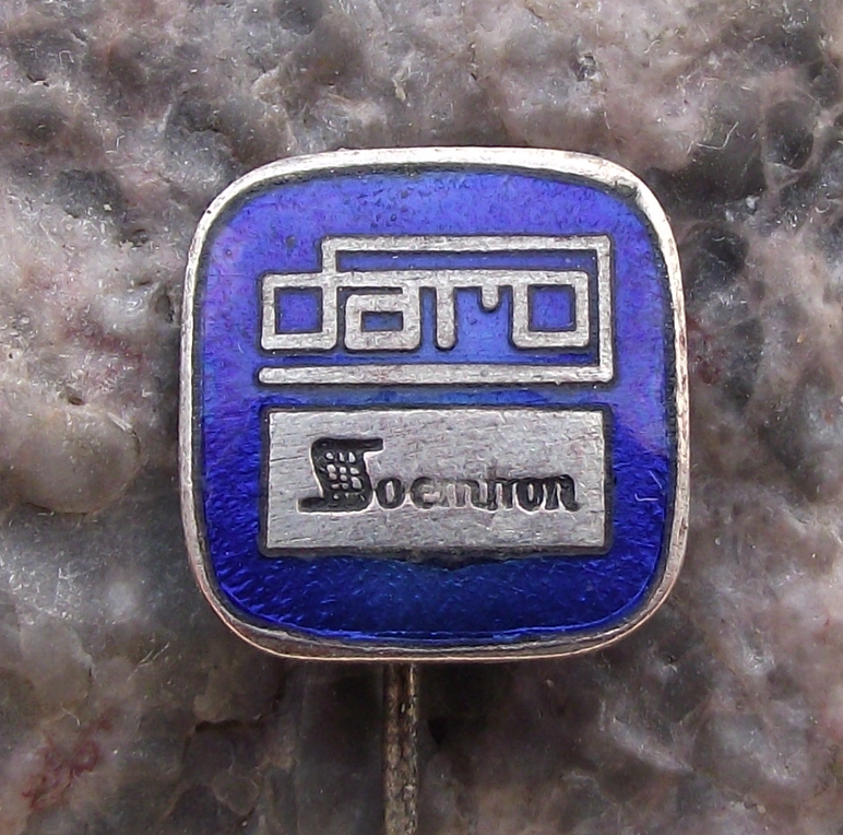 Vintage Daro Soemtron East German DDR GDR Printing Calculators Pin Badge