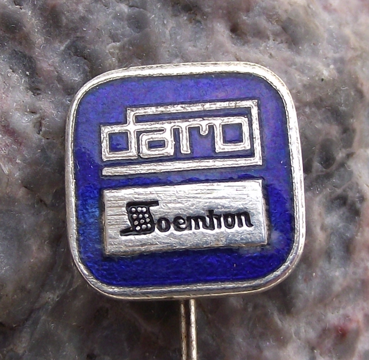 Vintage Daro Soemtron East German DDR GDR Printing Calculators Pin Badge