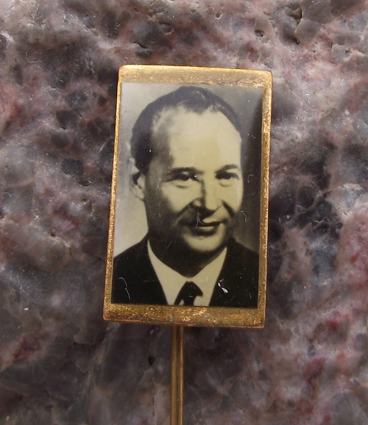 Vintage President Alexander Dubcek Czechoslovakia Communist Photo Pin Badge